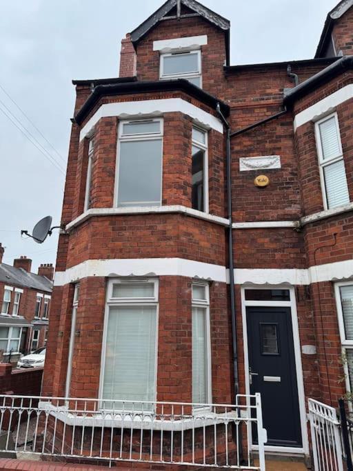 Stylish, Spacious And Central 4 Bedroom House Belfast Eksteriør bilde