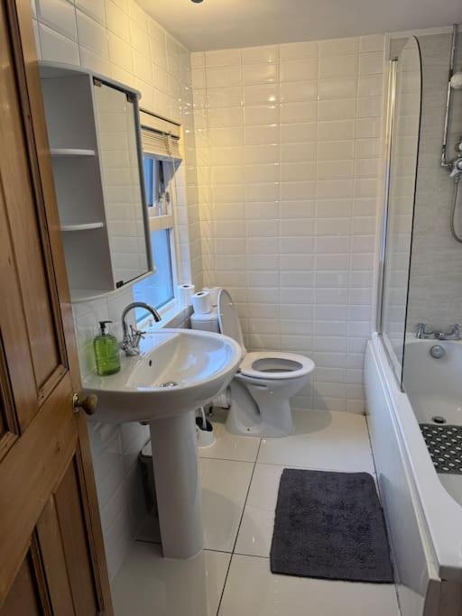 Stylish, Spacious And Central 4 Bedroom House Belfast Eksteriør bilde